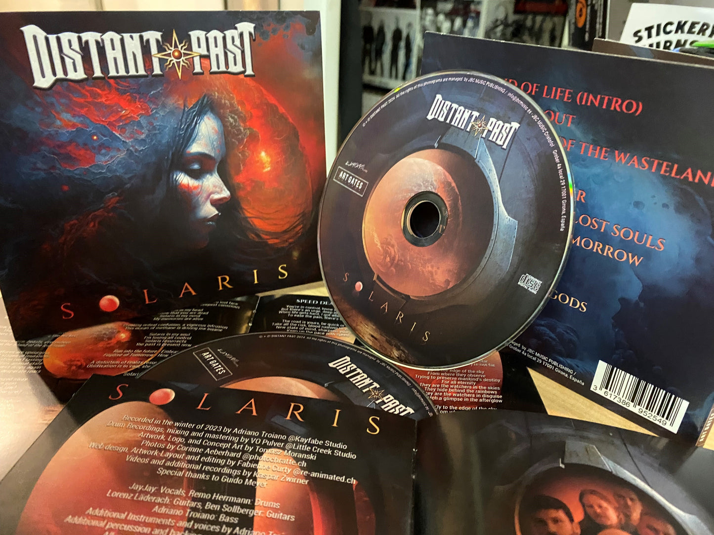 CD Digipack "Solaris" (2024)